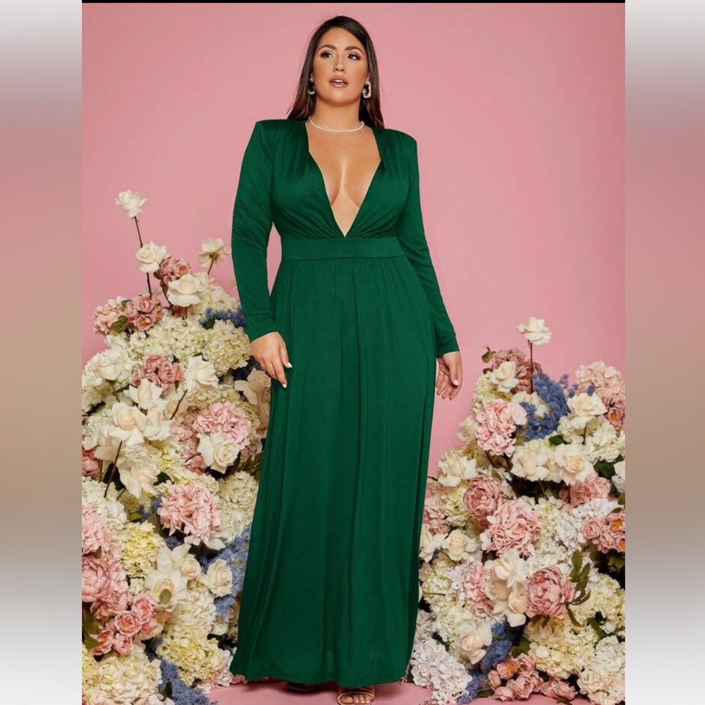 Beautiful long maxi, green dress, long, V-neck, tall slits on each side